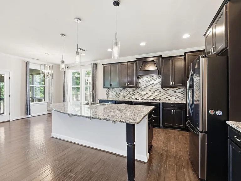 304 Atwood Dr — Photo 48