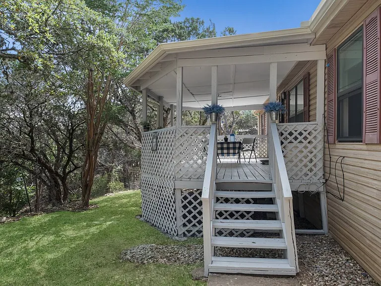 1255 Songbird Dr — Photo 11