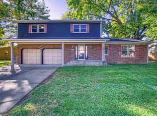 10699 Williamsburg Dr, Newburgh, IN 47630