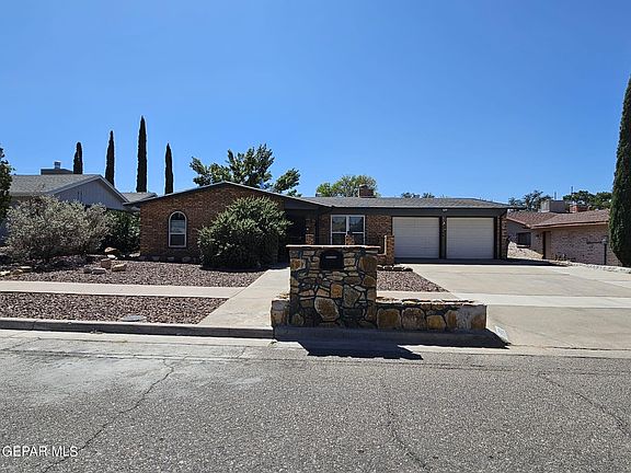 2nd image of 6932 Orizaba Ave