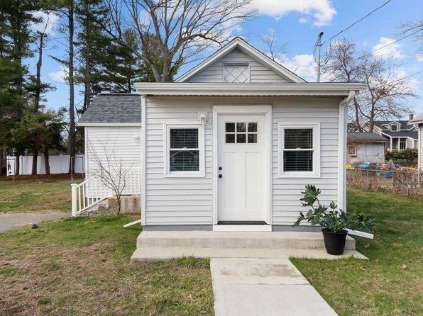 11 Autumn St, Billerica, MA 01821