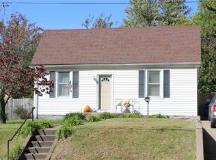 405 Lindenwood Ave, Saint Charles, MO 63301