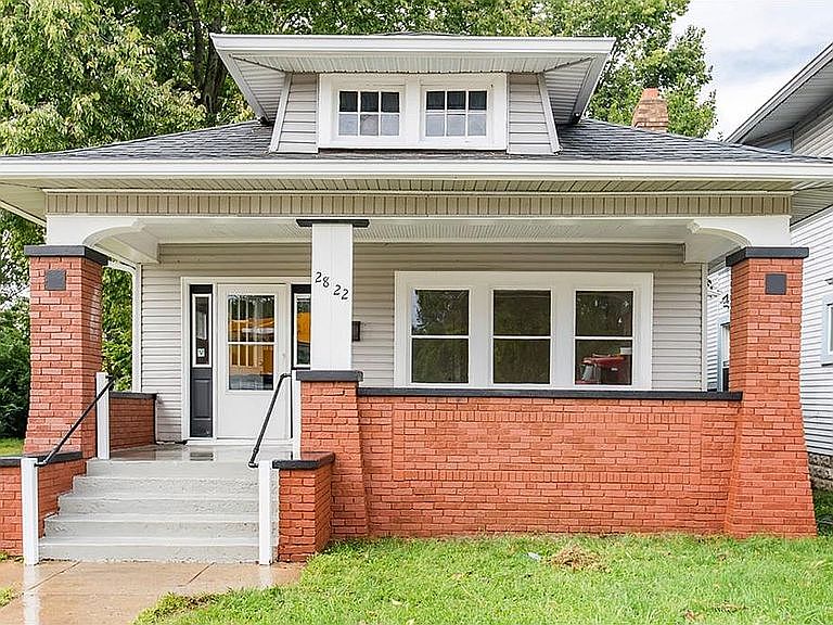 1st image of 2822 Central Ave