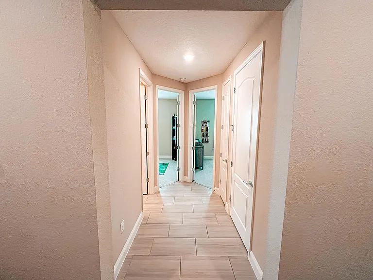 560 Glorieta Dr — Photo 22