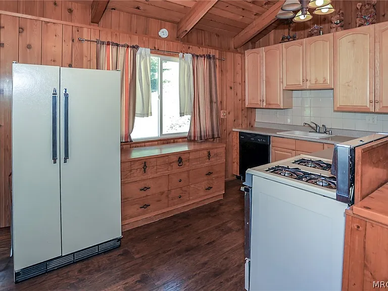 921 Menlo Dr — Photo 27