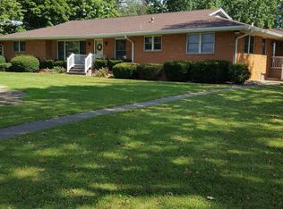 11644 Cotton Hill Rd, Pawnee, IL 62558