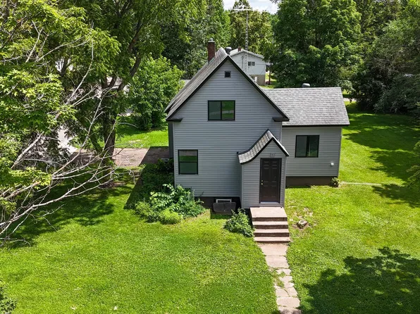 422 Park Ave, Sandstone, MN 55072