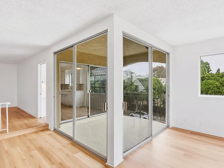 808 Princeton St #D — Photo 10