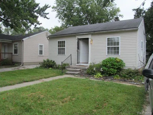 20410 Macarthur St, Redford, MI 48240
