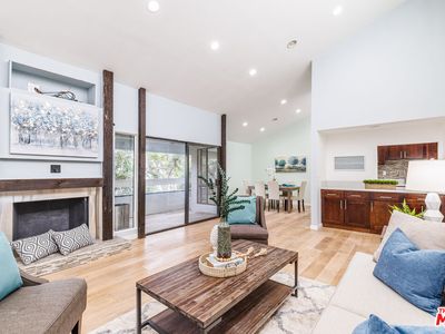 1887 Greenfield Ave APT 311, Los Angeles, CA, 90025