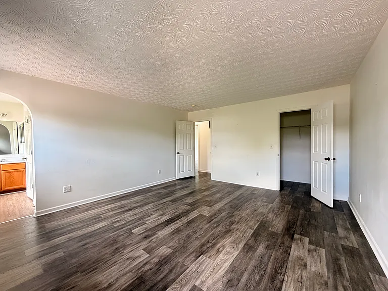 50 Tabilore Loop — Photo 18