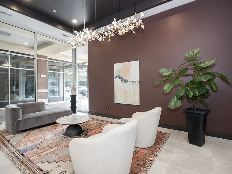 7243 Madison St #415 — Photo 4
