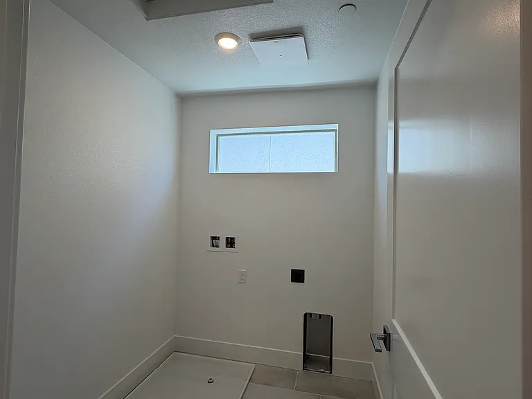 3846 Aviano Way — Photo 19