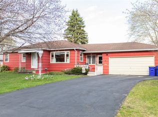 36 Merrydale Dr, Rochester, NY 14624