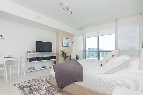 485 Brickell Ave #4705 Photo 1