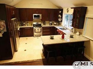 19854 Lanark St, Winnetka, CA 91306