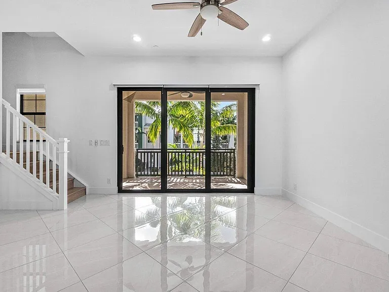 7115 Edison Pl — Photo 25