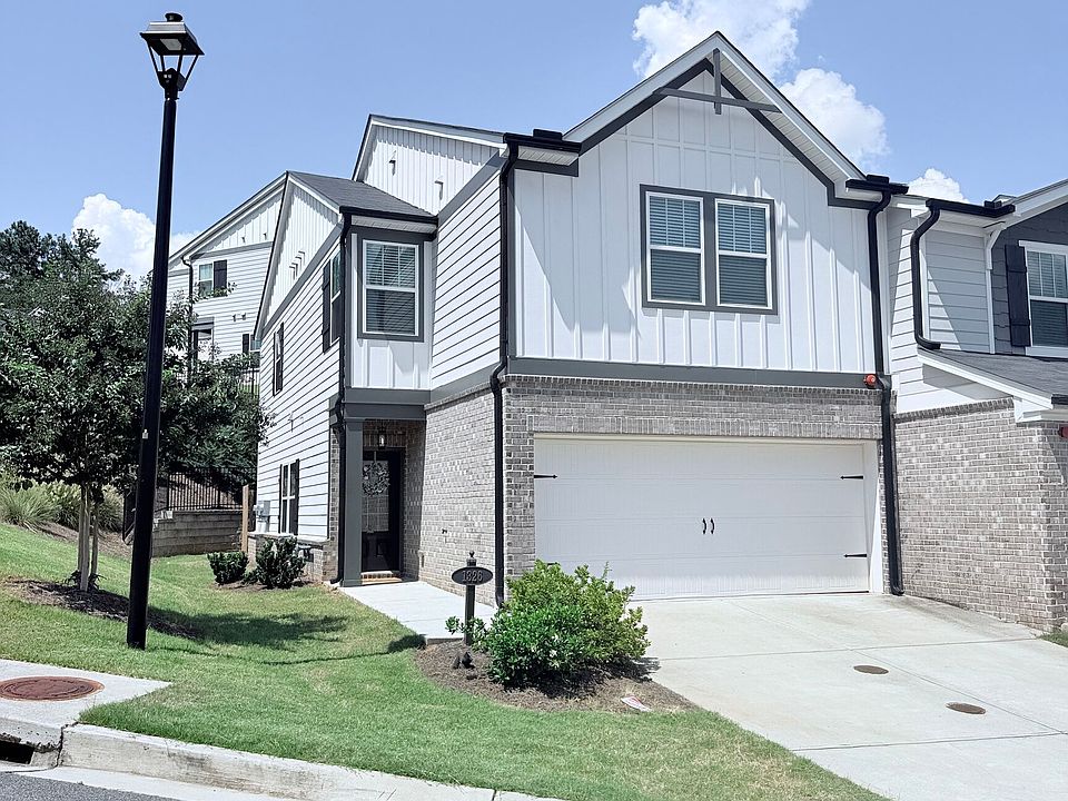 1st image of 1326 Vayda Court