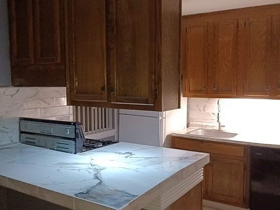 5th image of 6 Shrewsbury Green Dr Unit K