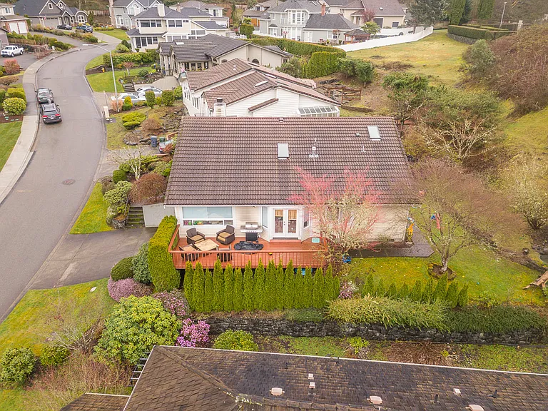 2832 Chambers Bay Dr — Photo 11
