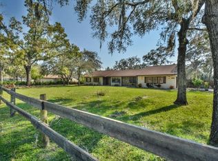 11555 Seminole Dr, New Port Richey, FL 34654