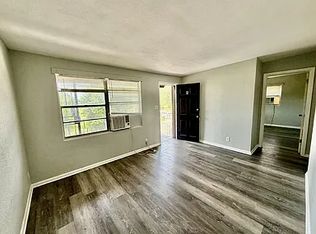2719 Fairfax St #4, Jacksonville, FL 32209