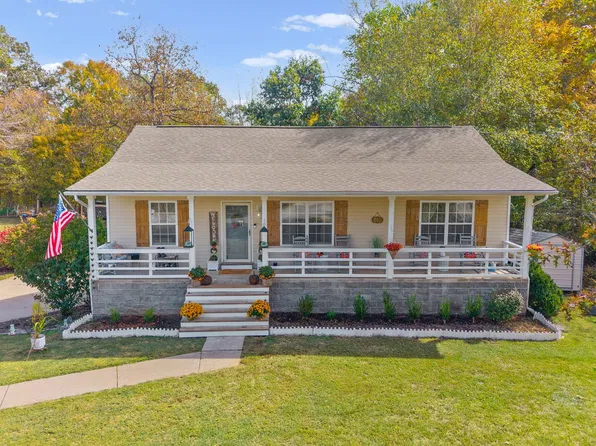 3276 Backridge Rd, Woodlawn, TN 37191