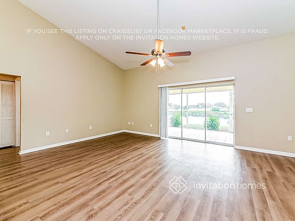 4th image of 920 49th Street Cir E