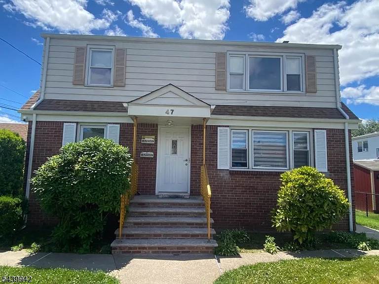 47 Emma Pl #2 — Photo 1