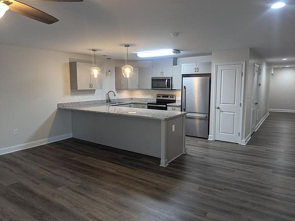 4th image of 930 C St