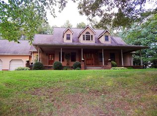 791 Hilltop Dr, Jacksboro, TN 37757