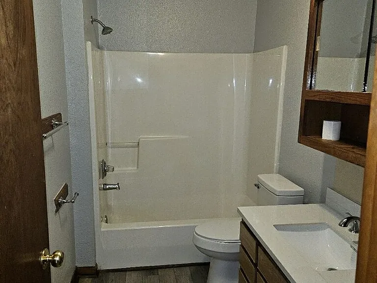120 Engleside St — Photo 11