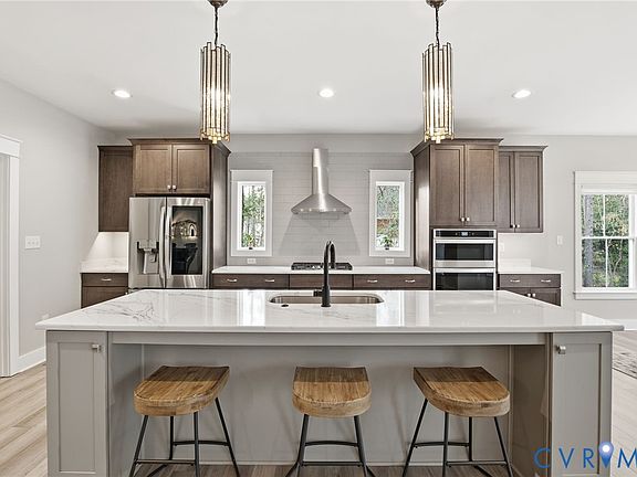 2nd image of 11532 Kings Pond Dr