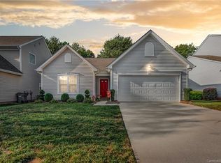 3765 Catawba Creek Dr, Gastonia, NC 28056