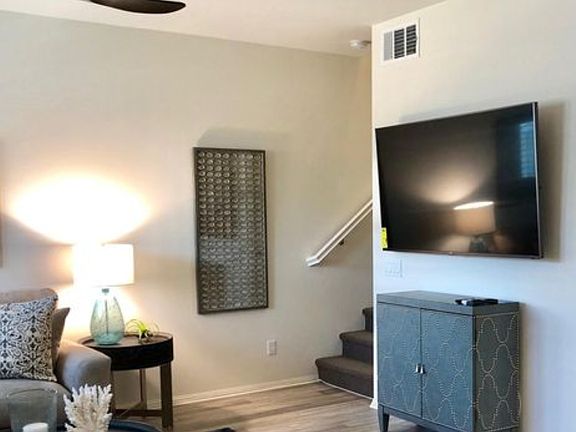 4th image of 7386 Calle Real APT 19