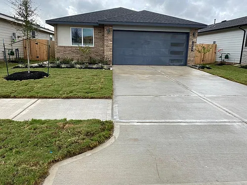 2808 Gunnersbury Dr Photo 1