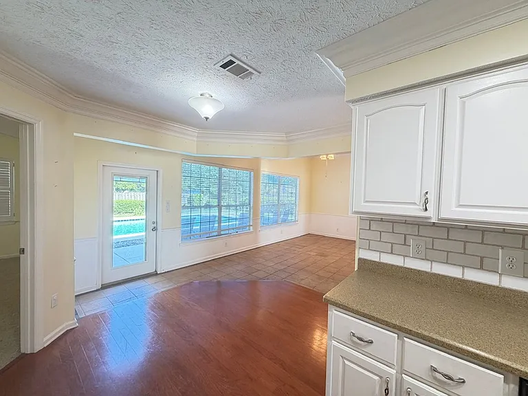 4034 Kristanna Dr — Photo 14