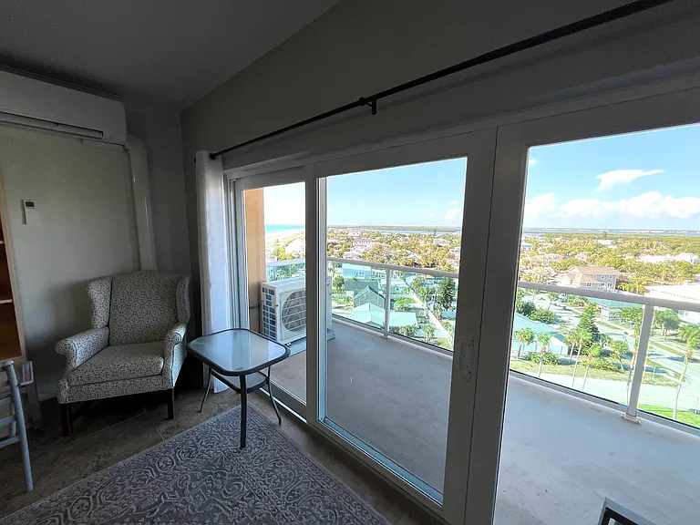 880 Mandalay Ave #802 — Photo 28