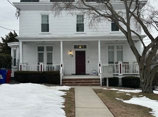 11 Green Village Rd APT 4, Madison, NJ 07940