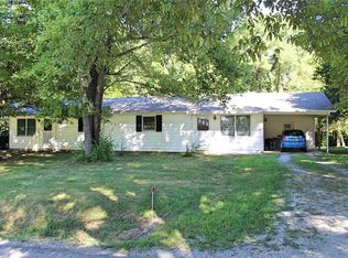 301 S Hunt Rd, Carbondale, IL 62902