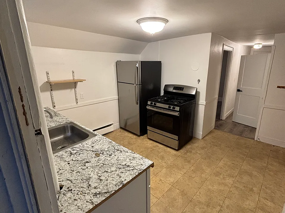 25 Church St #6
