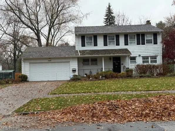 15991 Henley Rd, East Cleveland, OH 44112