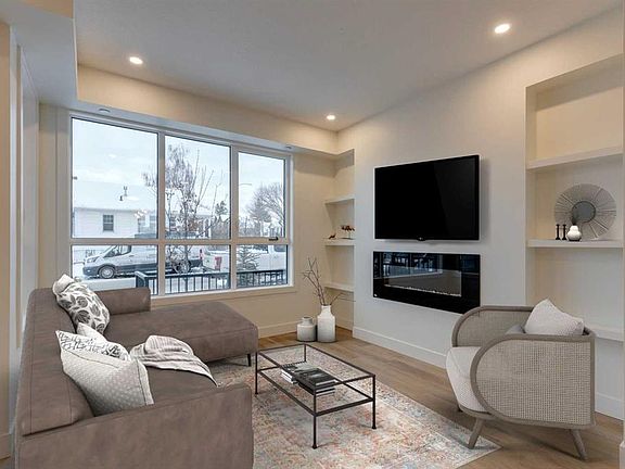 3rd image of 2126 W 7th St NW