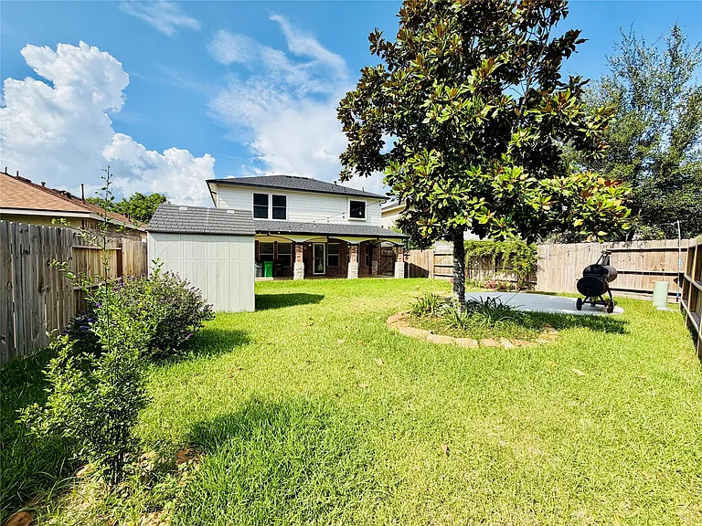 20515 Lantern Springs Ln — Photo 32