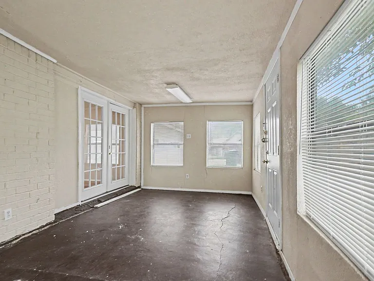 4237 Foliage Dr — Photo 16