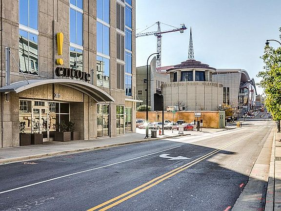 2nd image of 301 Demonbreun St Unit 302