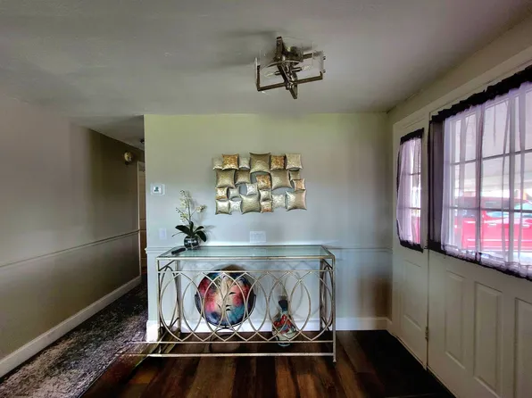 432 Hidden Cove Rd, North Fort Myers, FL 33917