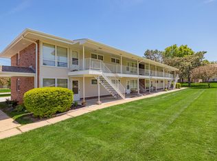 7834 Harney St #2, Omaha, NE 68114