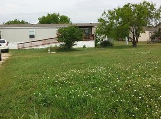 190 County Road 309, Jarrell, TX 76537