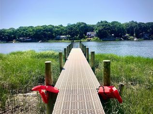 3705 Wells Rd, Peconic, NY 11958